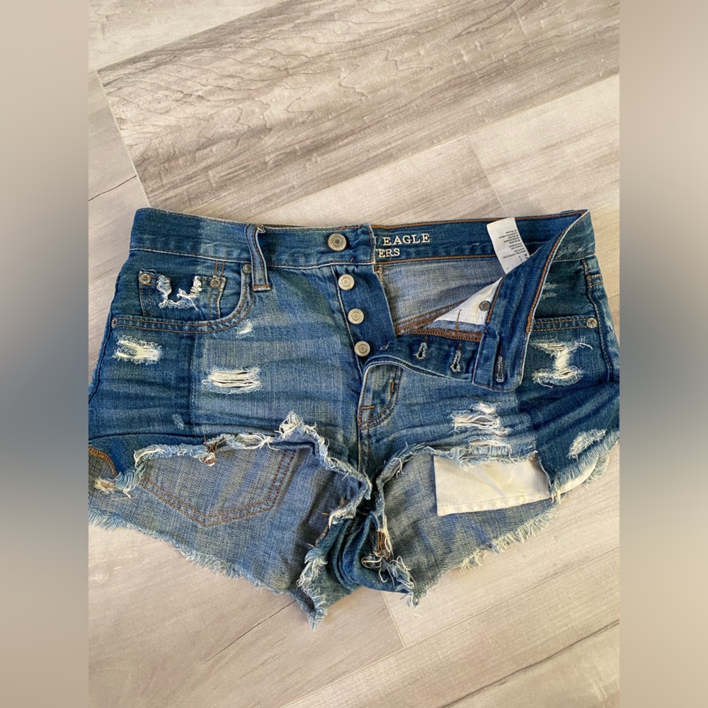 High-Rise Vintage American Eagle Cutoff Jean Shorts - sz 2